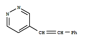 4-苯乙烯基哒嗪