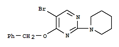 4-苄氧基-5-溴-2-(1-哌啶)嘧啶